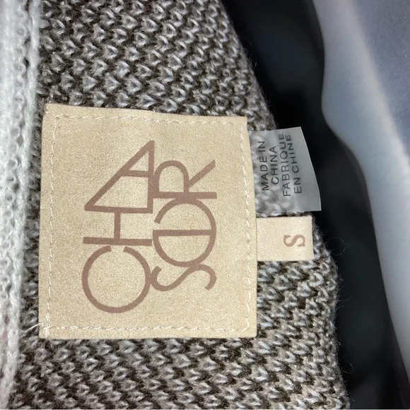 Chaser white leopard print sweater with ruffle sleeves - Picture 6 of 7